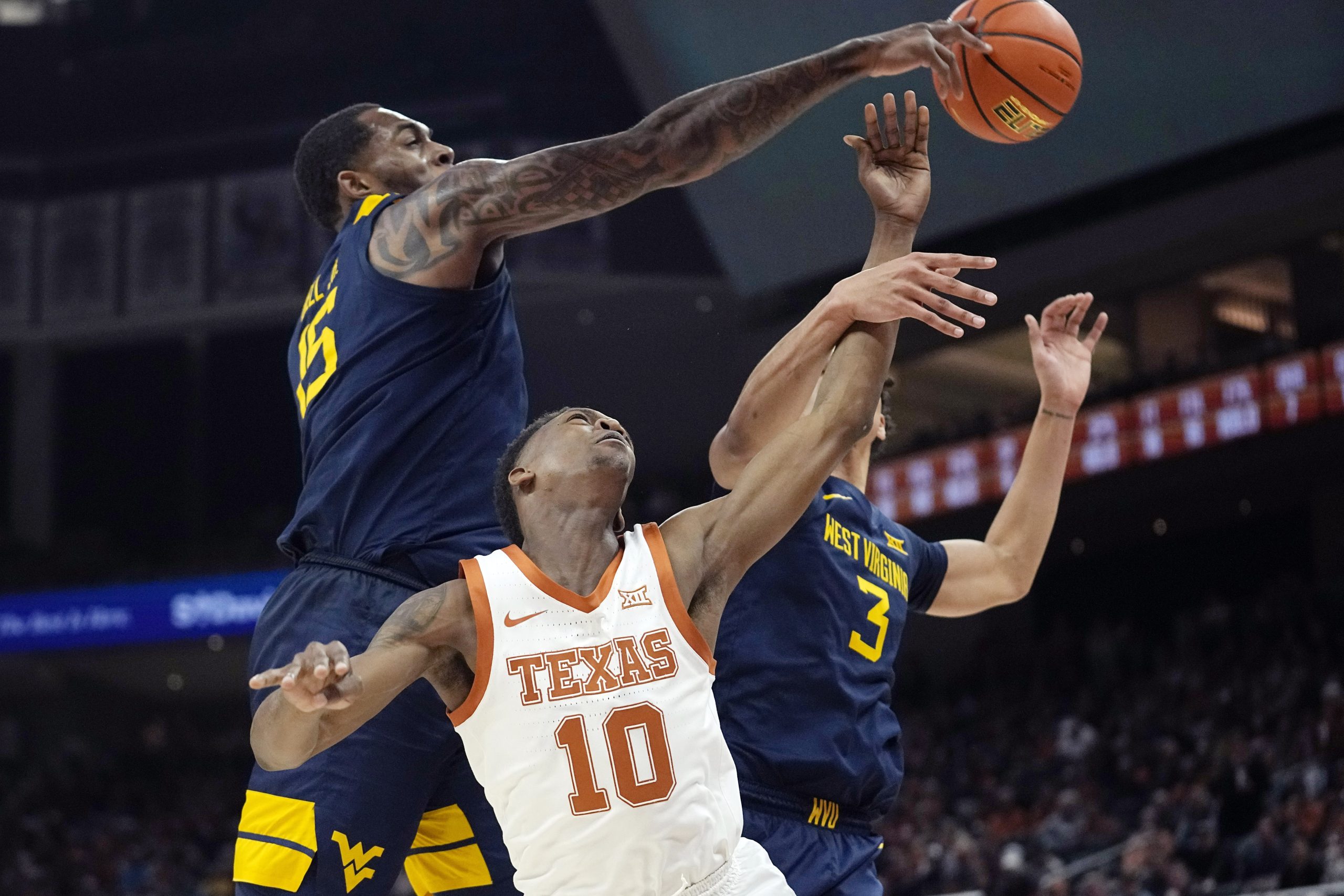 Texas hands WVU its worst Big 12 defeat by taking advantage of Mountaineers' miscues